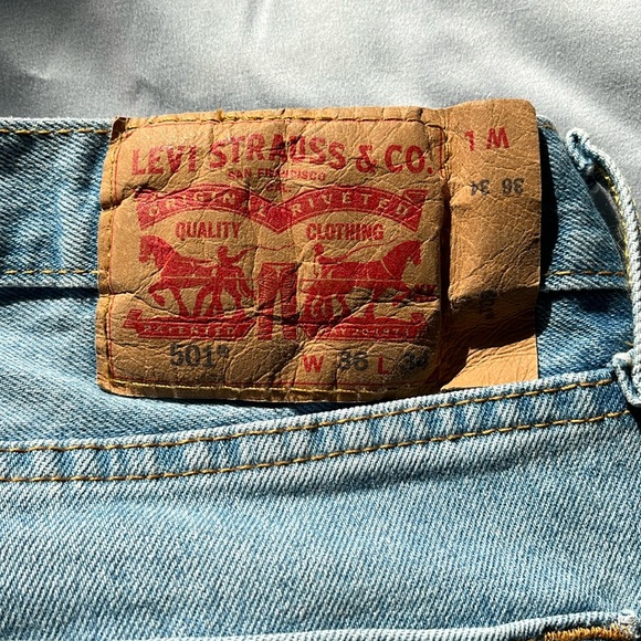 NEW LEVI 501 RED TAG BOOT CUT JEANS - Picture 3 of 3